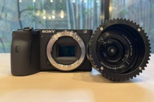 カメラ　1眼　Sony　α６６００
